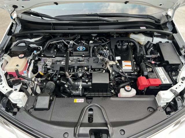 ALTIS 1.8油電尊爵版｜里程只跑4.3萬公里 定期保養｜【盲點偵測】【ACC跟車系統】【i-key】  第19張相片