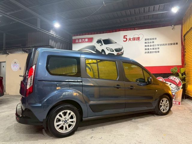 2020年FORD TOURNEO CONNECT 有跟車 全家輕鬆出遊好選擇!!  第4張相片