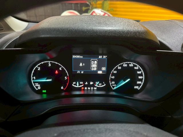 2020年FORD TOURNEO CONNECT 有跟車 全家輕鬆出遊好選擇!!  第8張相片