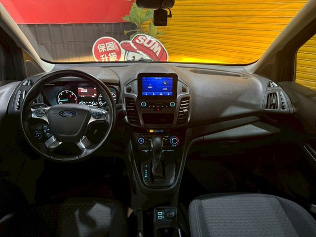 2020年FORD TOURNEO CONNECT 有跟車 全家輕鬆出遊好選擇!!  第11張相片