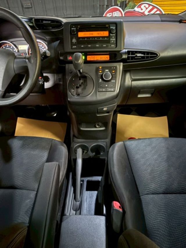 2009年TOYOTA WISH J版里程僅跑14萬!!!!  第6張相片