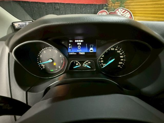 2016年FORD FOUCS 1.5 新車75.9萬 里程12萬 原廠選配跟車!!!  第7張相片
