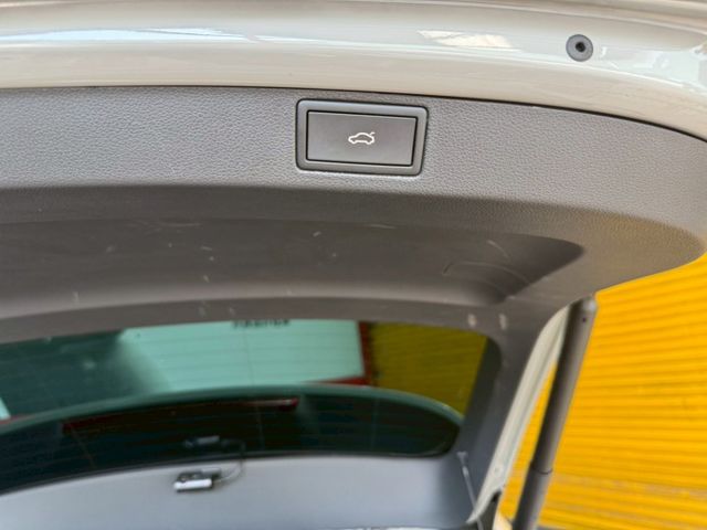 2023年SKODA SCALA1.5 TSI有跟車 里程僅跑1.8萬!!!!!  第5張相片