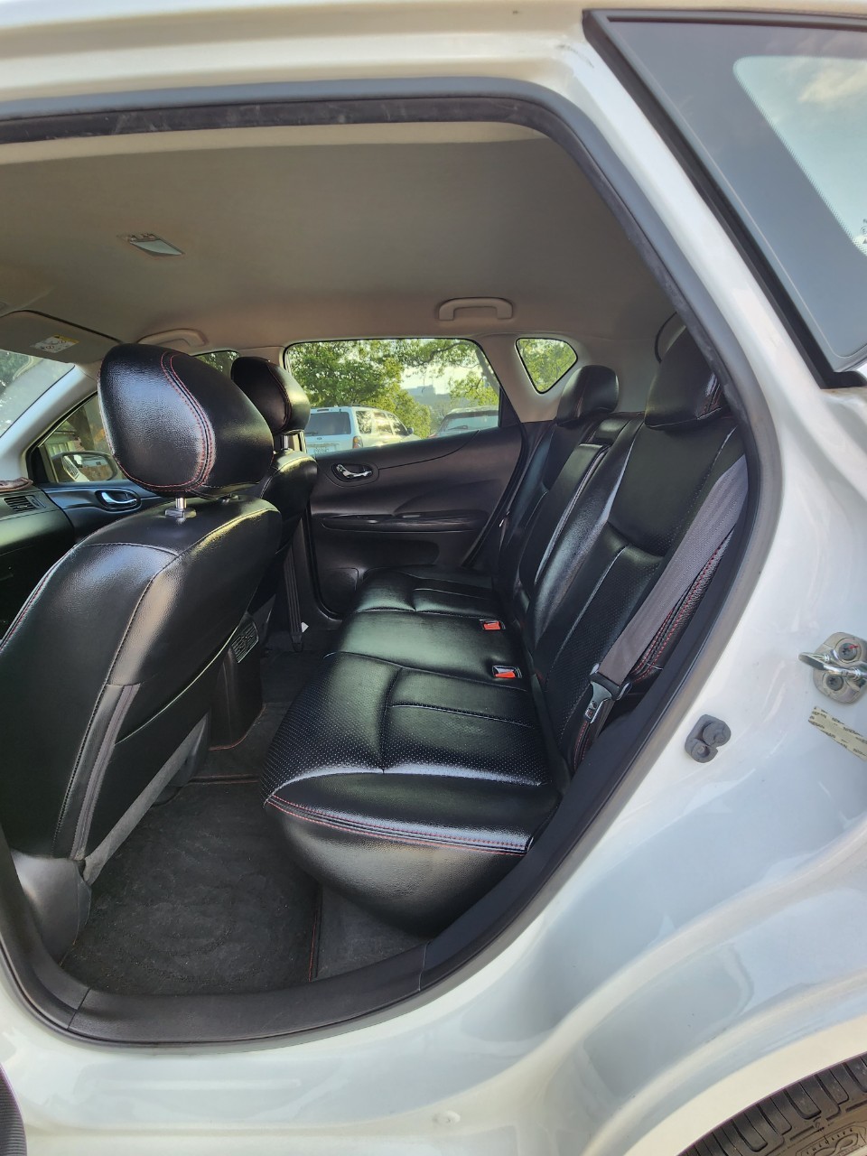 2016 Nissan Tiida 1.6   第3張相片