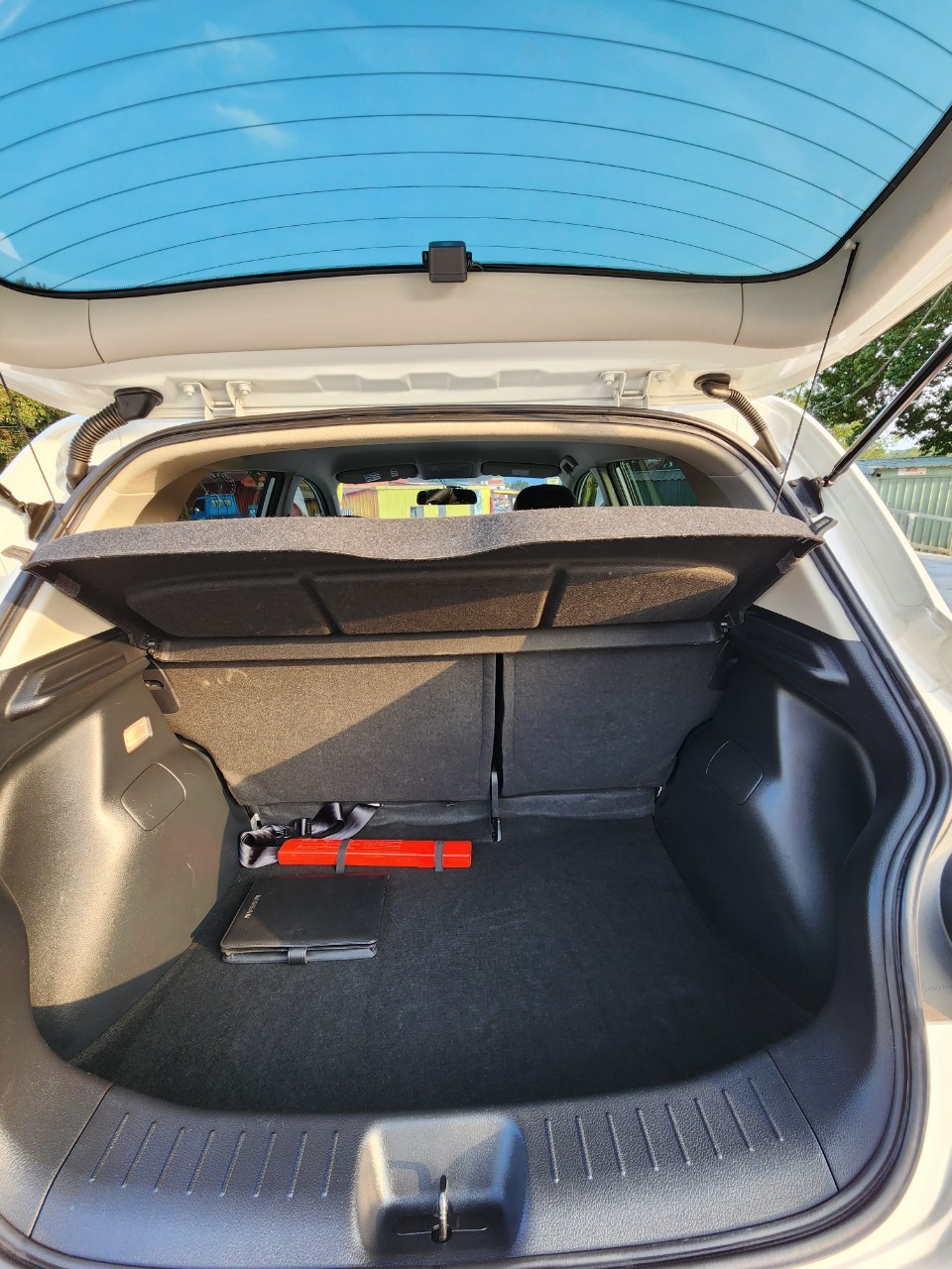 2016 Nissan Tiida 1.6   第4張相片