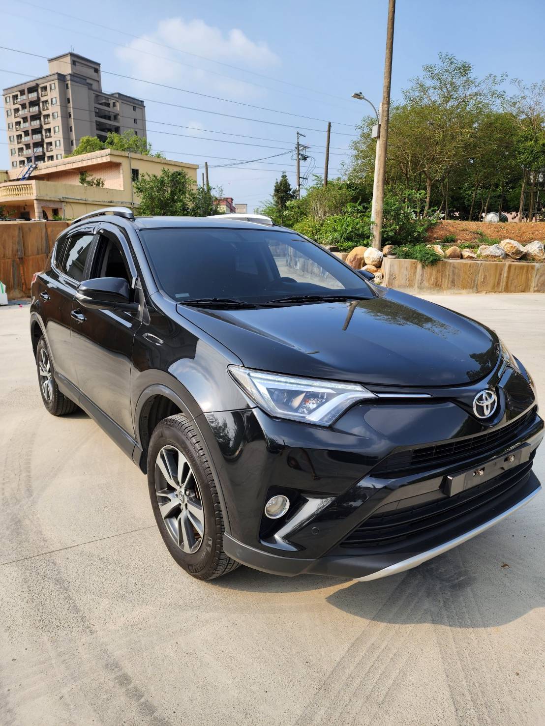 2016 TOYOTA RAV4  2.5豪華版   第2張相片