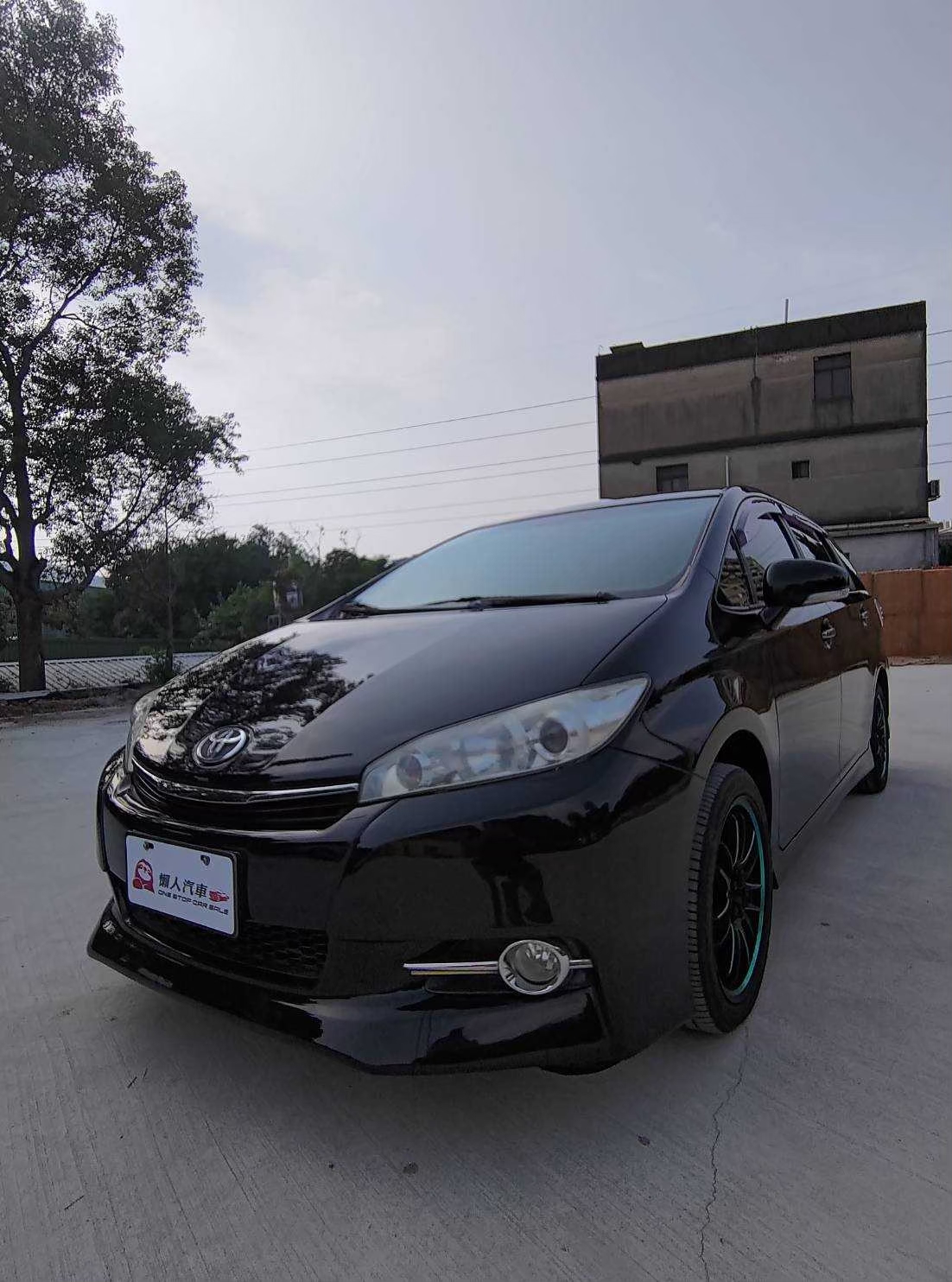 2015 Toyota Wish 經典2.0 黑色  第1張相片