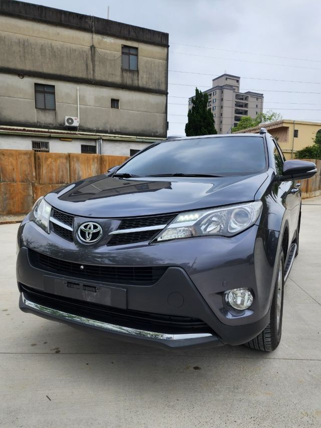 2015 Toyota 豐田 RAV4  第1張相片