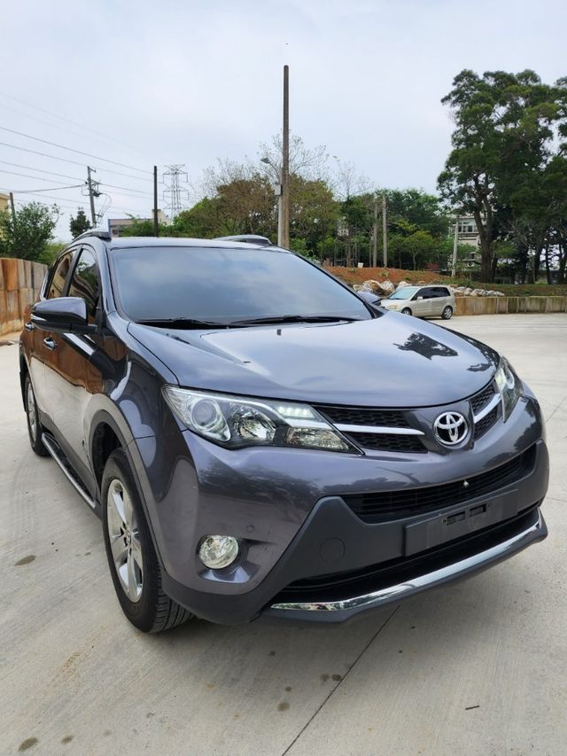 2015 Toyota 豐田 RAV4  第2張相片