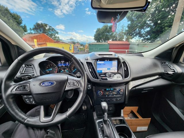 2017 Ford 福特 KUGA 頂級 2.0  第3張相片