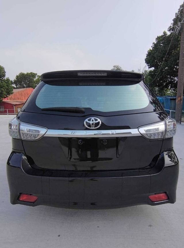 Toyota 豐田 WISH  第3張相片