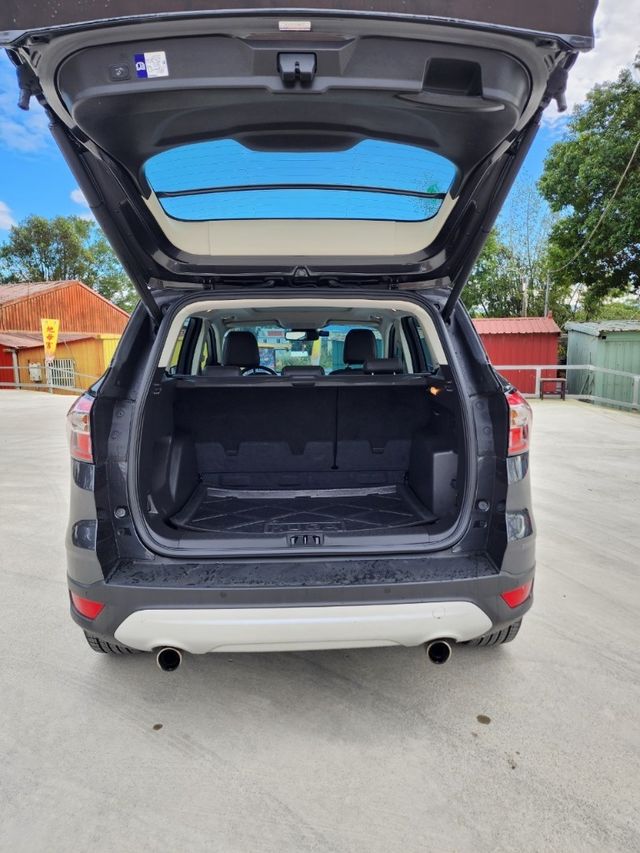 FORD福特 KUGA  第6張相片