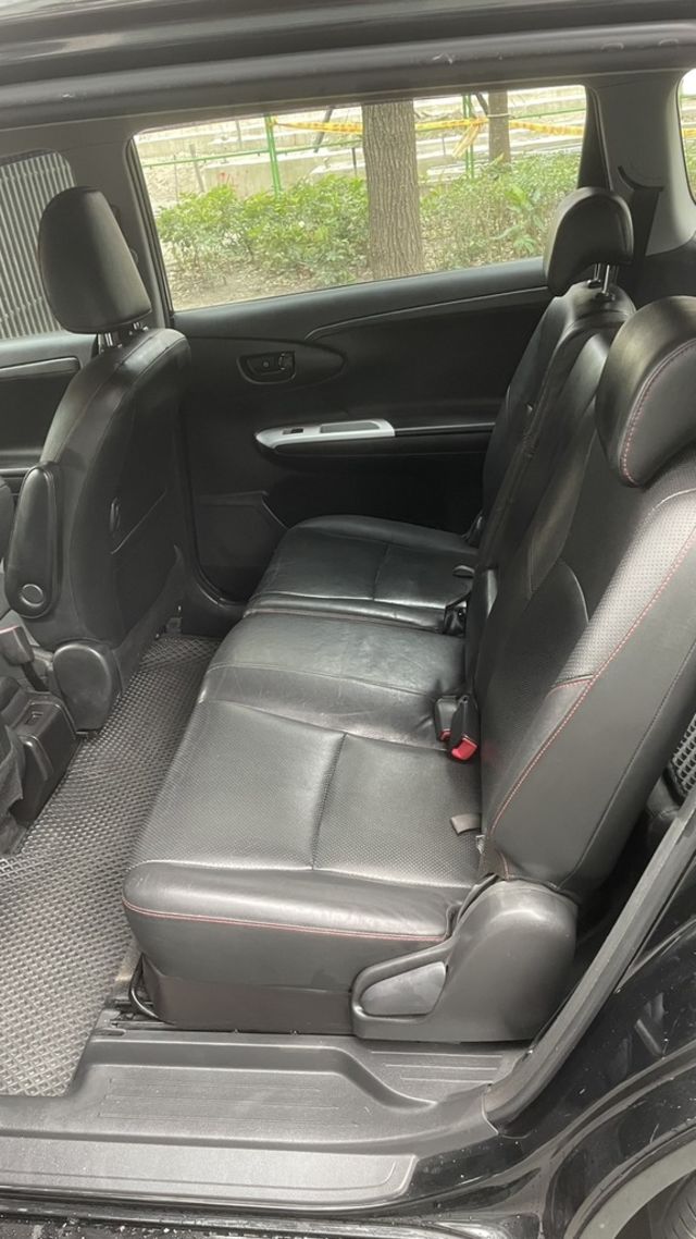 TOYOTA豐田 WISH  第7張相片