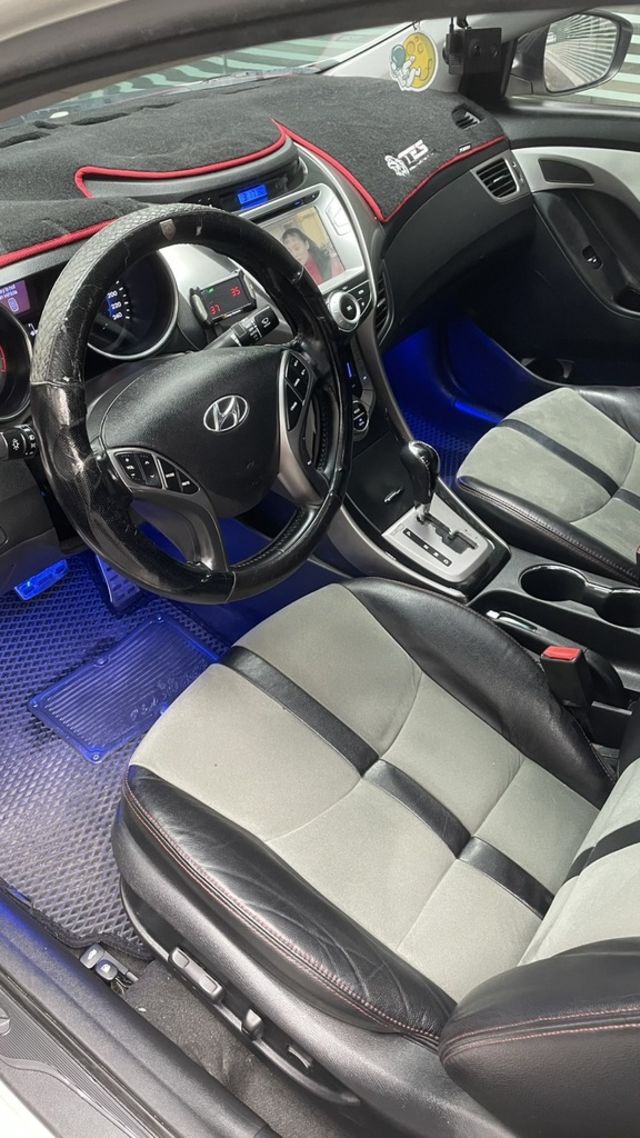 HYUNDAI現代 ELANTRA  第11張相片