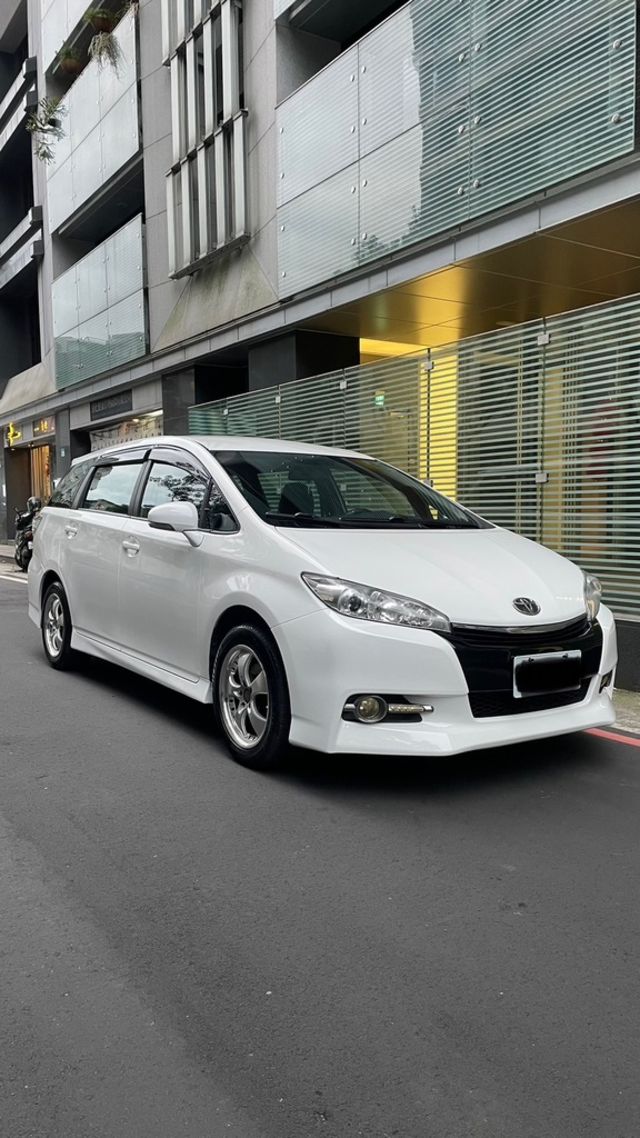 TOYOTA豐田 WISH  第1張相片
