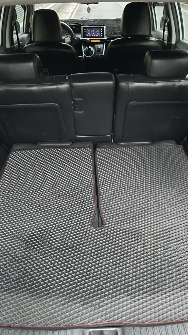 TOYOTA豐田 WISH  第15張相片
