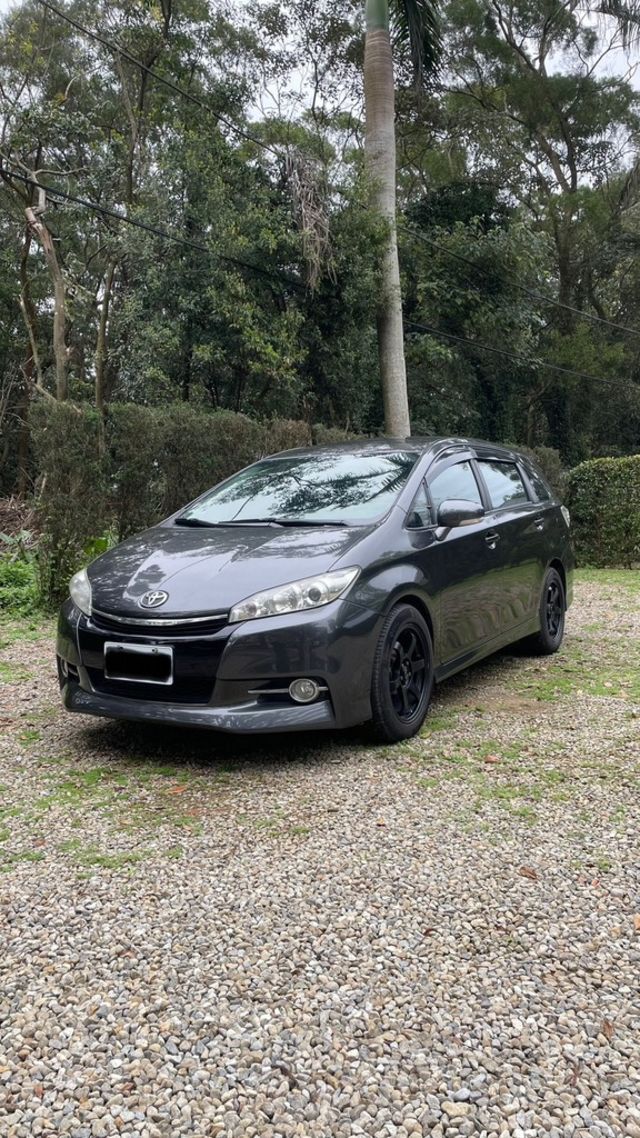 TOYOTA豐田 WISH  第3張相片