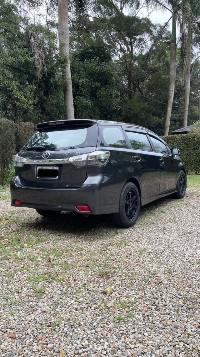 TOYOTA豐田 WISH  第4張相片