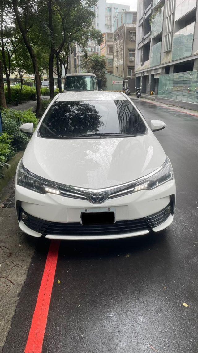 TOYOTA豐田 ALTIS  第3張相片