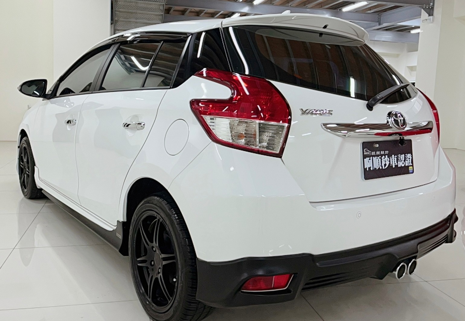 Toyota Yaris1.5豪華   第3張相片