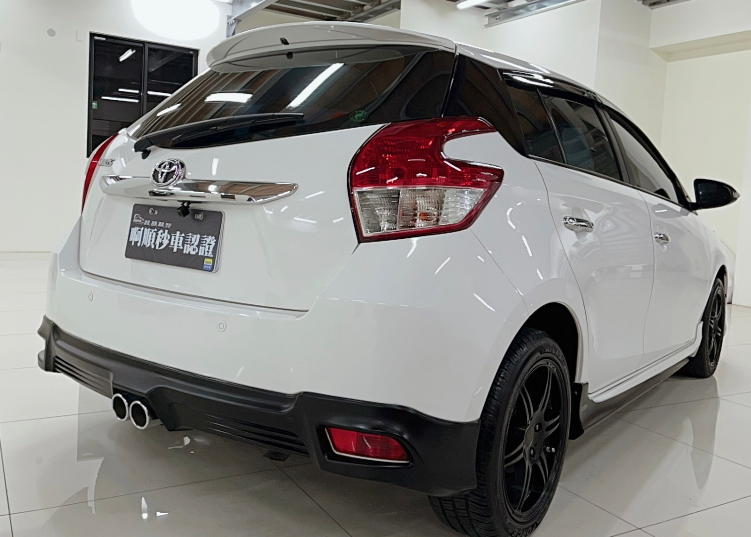 Toyota Yaris1.5豪華   第5張相片