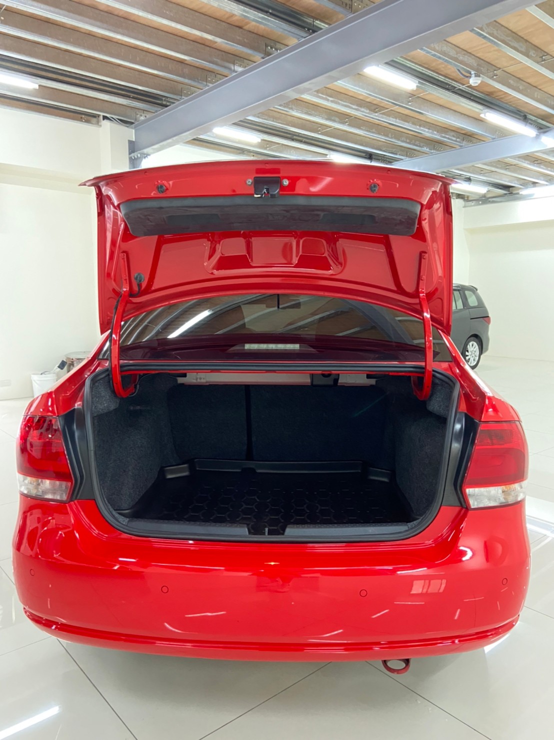 VolksWagen Vento1.6頂級  第9張相片