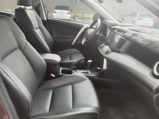 RAV4  第9張相片