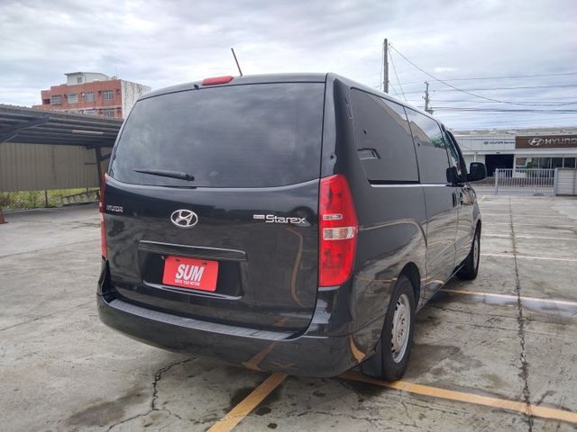 GRAND STAREX  第3張相片