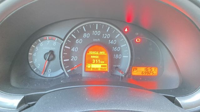 MARCH  第10張相片