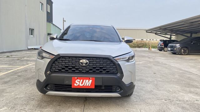 一手車.原版件.豪華版低里程  第2張相片