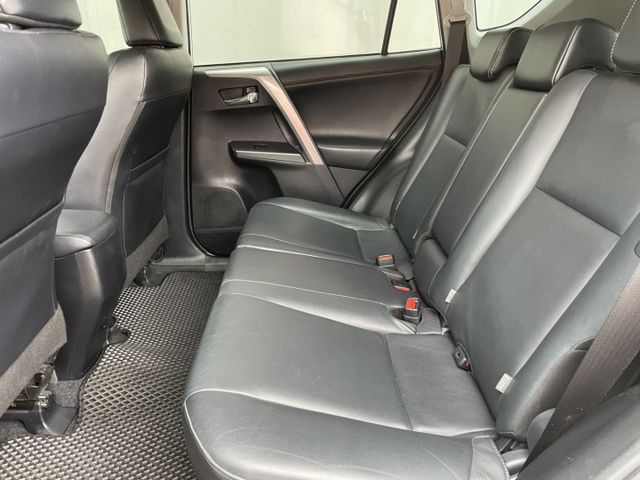 RAV4  第7張相片