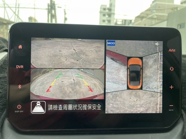 尊爵智駕版.低里程2萬多公里.原漆原鈑件.360度環景.跟車防撞盲點.......  第9張相片