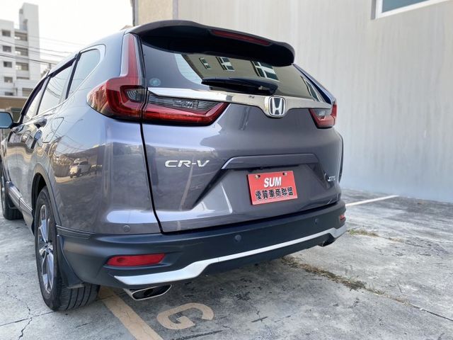 VTI-S版新車價107.9萬電動尾門.行動裝置無線充電.環景.跟車...  第5張相片