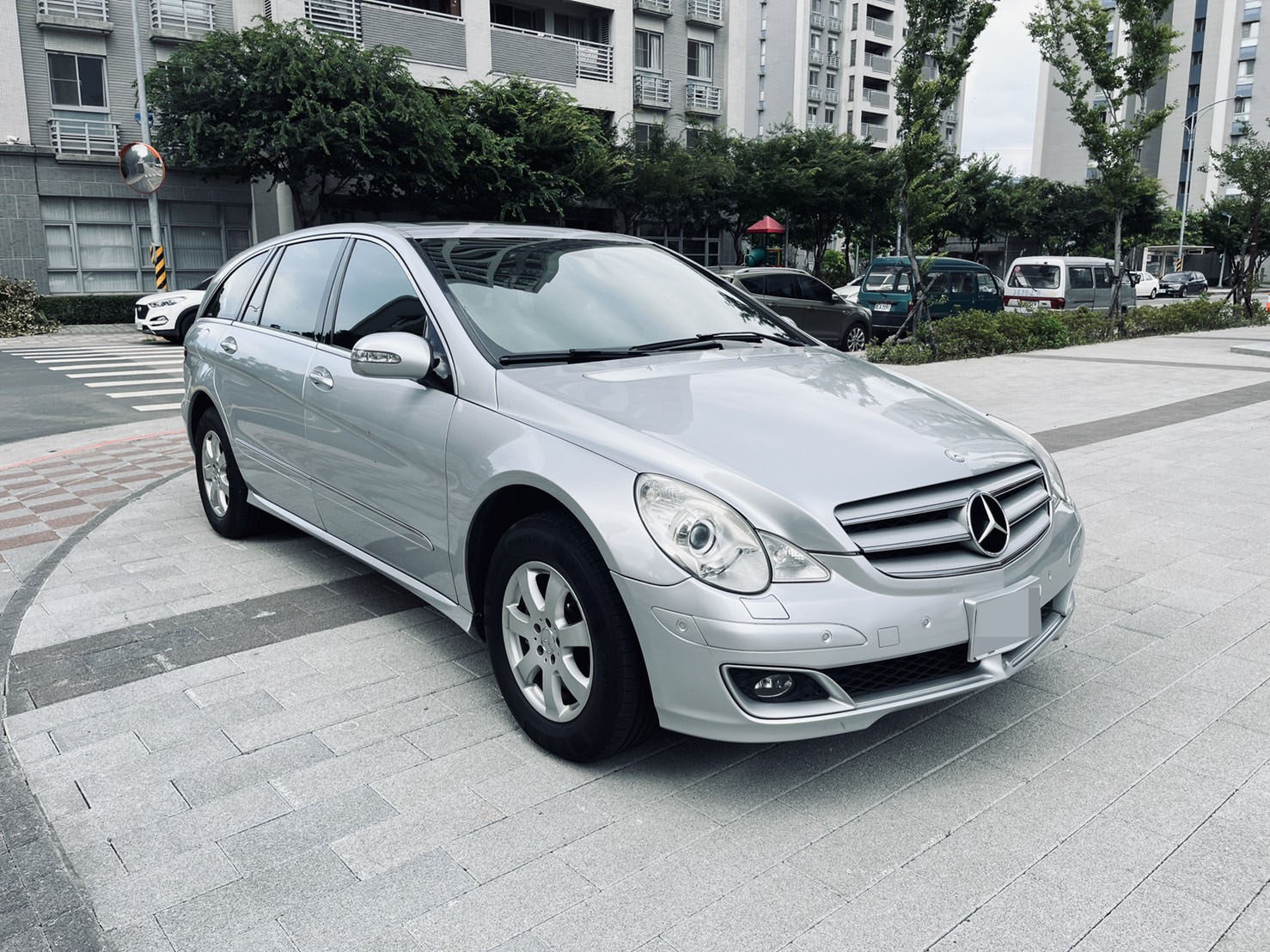 2007 M-BENZ R350 4MATIC 總代理 四輪傳動 車況很好 無須待修   第1張相片