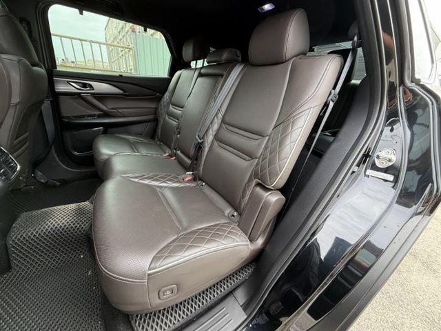 在店 /  4WD / BOSE 音響 七人座 / 車況優 / 歡迎預約賞車  第10張相片