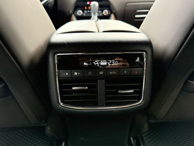在店 /  4WD / BOSE 音響 七人座 / 車況優 / 歡迎預約賞車  第18張相片