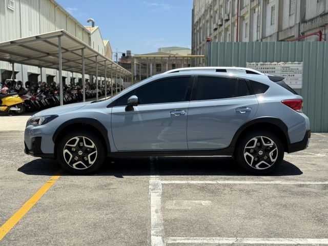 在店 / 4WD 天窗 / 認證保固  第7張相片