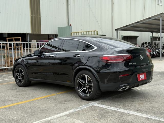 在店 / Coupe 4WD 輕油電 / 車況優  第6張相片