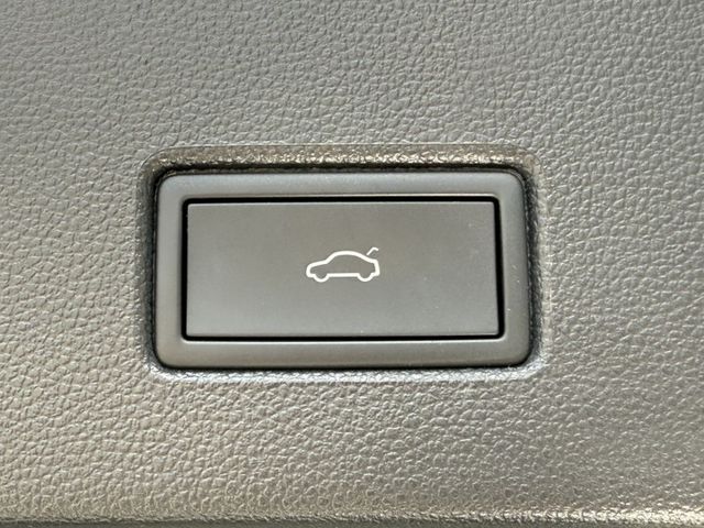 在店 / 實車 / 認證保固 / 歡迎電洽預約賞車  第12張相片