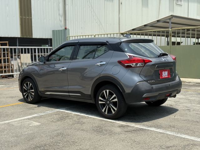 在店 / 豪華版 / 車況優 / ISOFIX  第2張相片