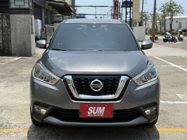 在店 / 豪華版 / 車況優 / ISOFIX  第3張相片