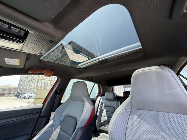 在店 / 認證保固 / 歡迎預約賞車  第11張相片