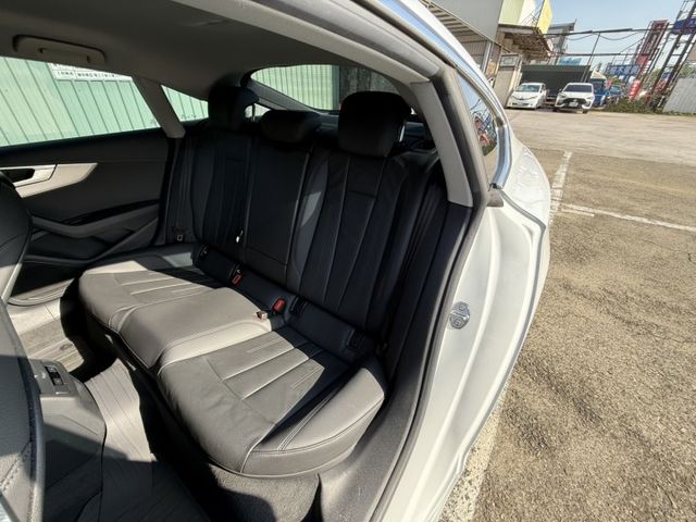在店 / Sportback 五門 / 車況優 / 認證保固  第11張相片