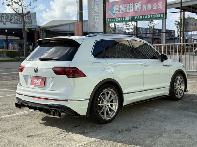 在店 / 4WD Tiguan R / HK音響 / 車況新  第2張相片