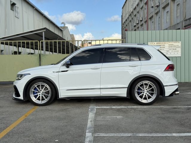 在店 / 4WD Tiguan R / HK音響 / 車況新  第7張相片