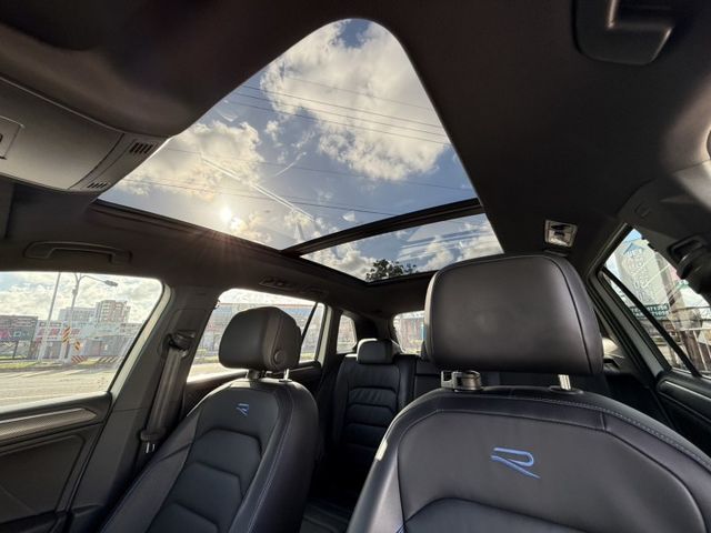 在店 / 4WD Tiguan R / HK音響 / 車況新  第11張相片