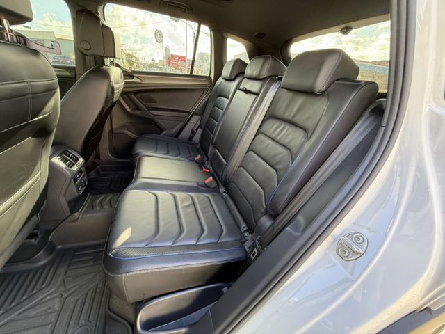 在店 / 4WD Tiguan R / HK音響 / 車況新  第13張相片
