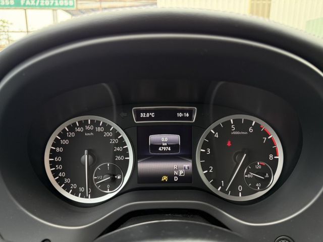 在店實車 / 五門 / 天窗  第16張相片