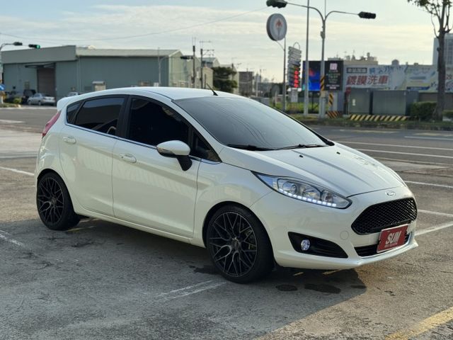 在店 / 認證保固 / 歡迎預約賞車  第2張相片
