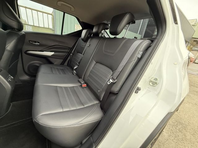 在店 / 里程1萬 / 車況優 / 認證保固  第12張相片